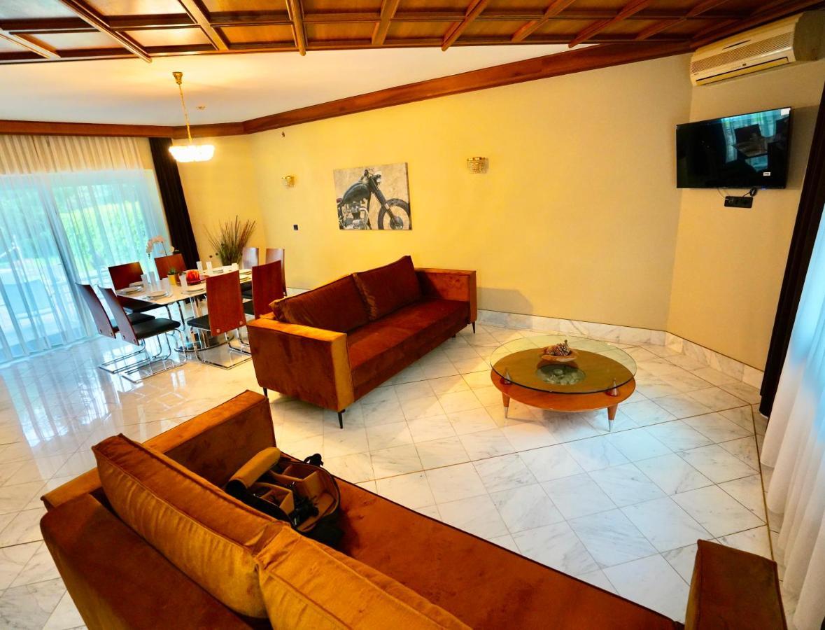 Schoenbrunn Zm Appartement Wenen